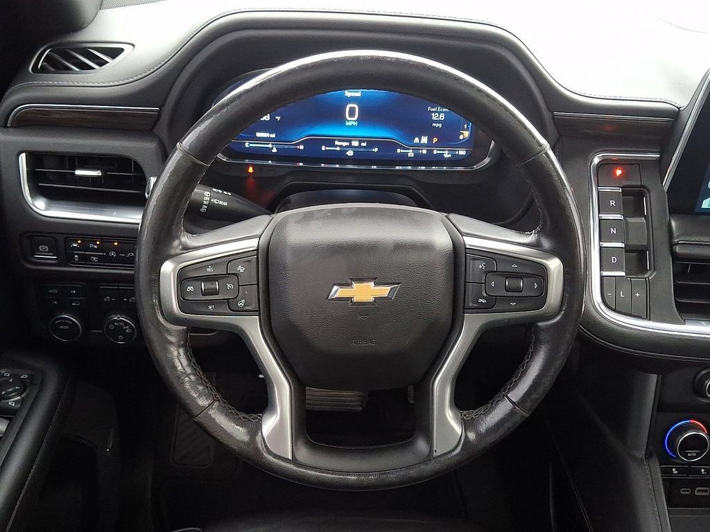Used 2022 Chevrolet Suburban LT w/ LT Signature Plus Package AWD/4WD image 15