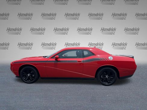 Used 2023 Dodge Challenger SXT RWD image 6