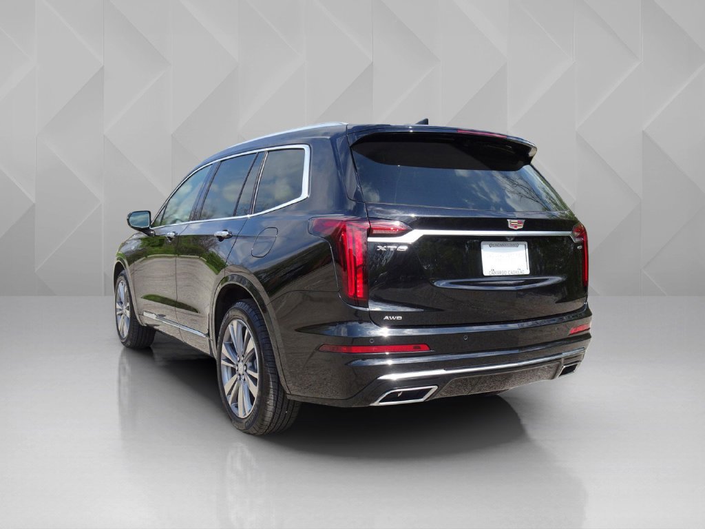 Certified 2025 Cadillac XT6 Premium Luxury AWD/4WD image 3