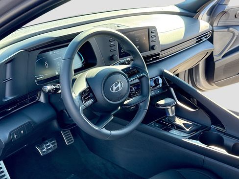 New 2026 Hyundai Elantra SEL Sport Premium image 4