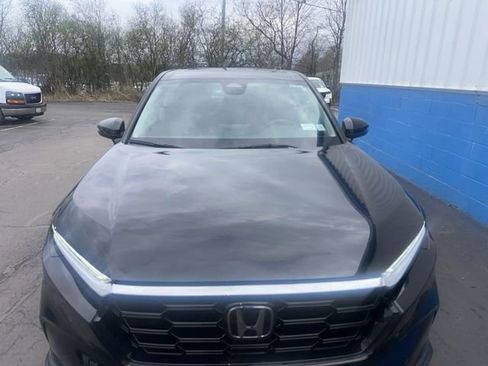 Used 2024 Honda CR-V EX-L image 3
