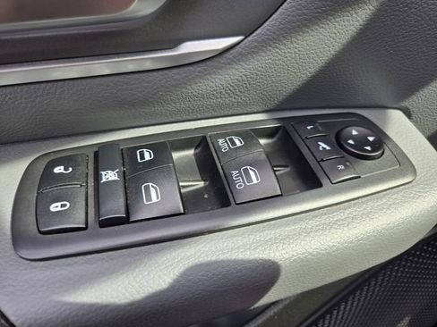 Used 2020 RAM 1500 Big Horn image 31