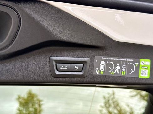 New 2026 BMW X5 sDrive40i w/ Premium Package RWD image 12