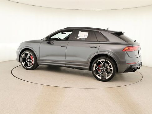 New 2026 Audi RS Q8 performance image 3