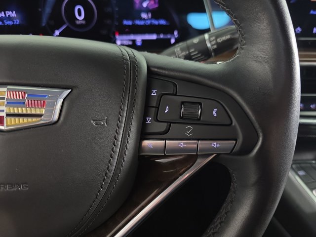 Used 2022 Cadillac Escalade Sport Platinum w/ LPO, ONYX Package AWD/4WD image 15