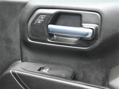 Used 2022 Chevrolet Silverado 1500 Custom image 32