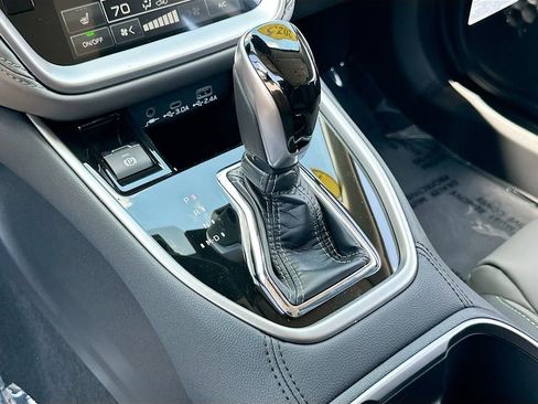 New 2025 Subaru Outback Onyx Edition w/ Popular Package #2 image 16