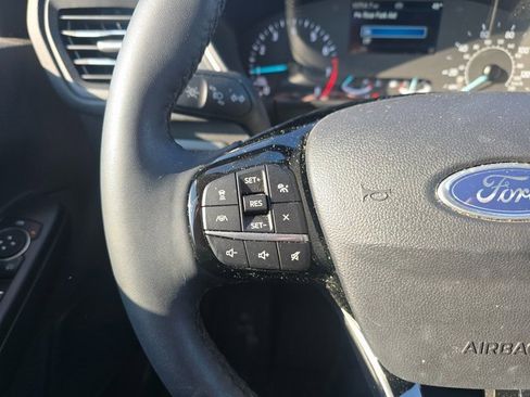 Used 2022 Ford Escape SEL image 20