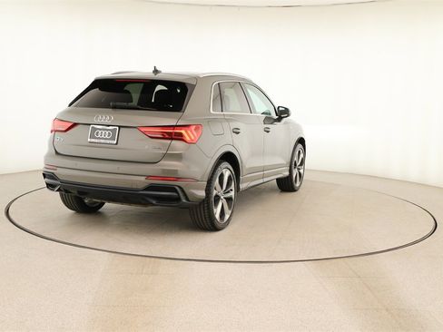 Used 2020 Audi Q3 2.0T Premium Plus w/ Premium Plus Package image 6