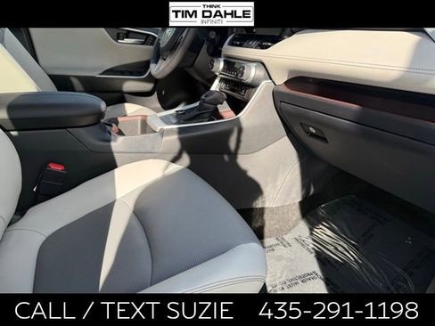 Used 2025 Toyota RAV4 Limited w/ Advanced Technology Package AWD/4WD image 17