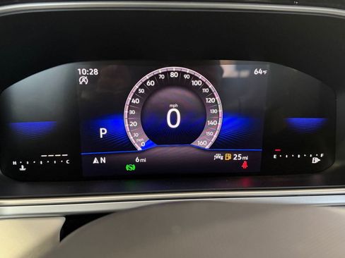 New 2026 Volkswagen Taos SE FWD image 19