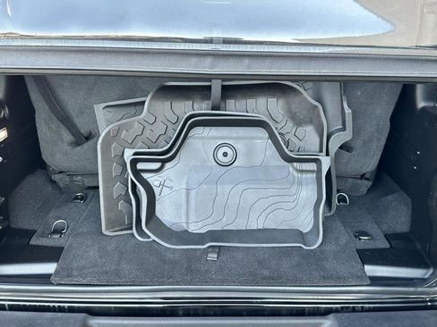 Used 2021 Jeep Wrangler Sport image 9