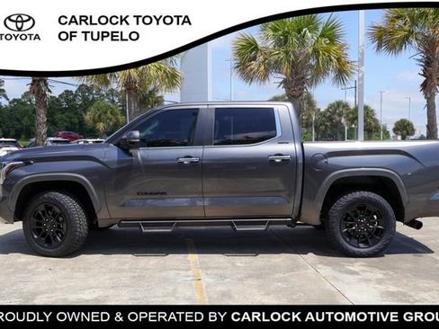 Used 2024 Toyota Tundra Limited AWD/4WD image 29