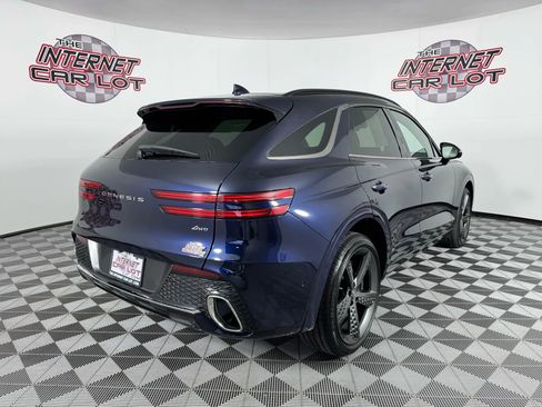 Used 2023 Genesis GV70 2.5T w/ Sport Prestige Package image 7