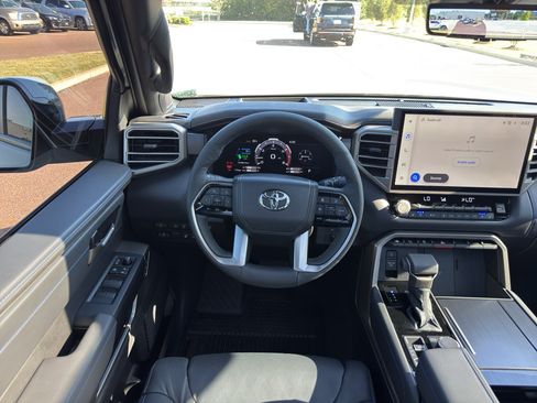 Used 2026 Toyota Tundra Platinum AWD/4WD image 22