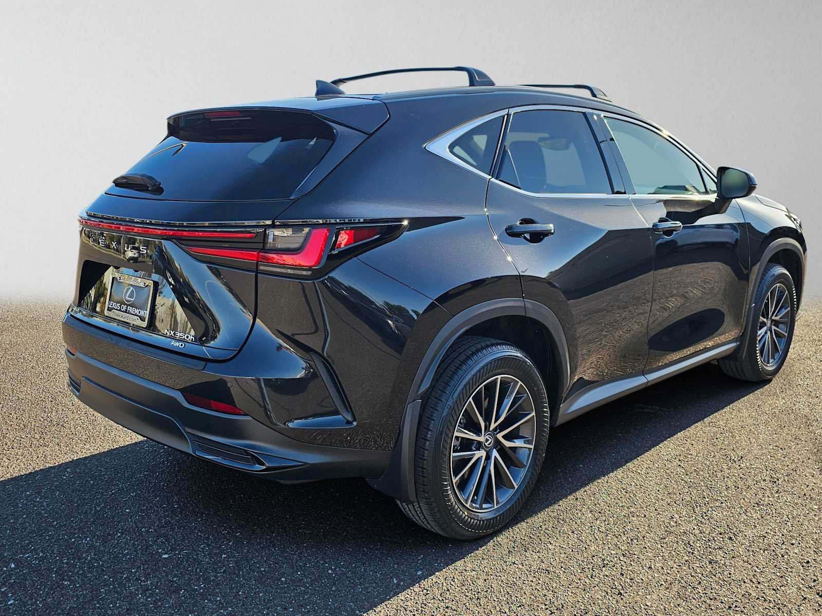 Used 2024 Lexus NX 350h AWD image 3