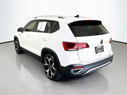 Used 2023 Volkswagen Taos SEL AWD/4WD image 5