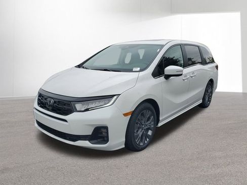 New 2026 Honda Odyssey Touring image 11