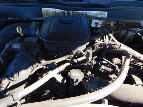 Used 2015 Chevrolet Silverado 3500 LT w/ LT Convenience Package image 53