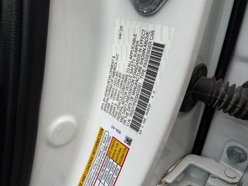Used 2025 Honda Accord SE image 20