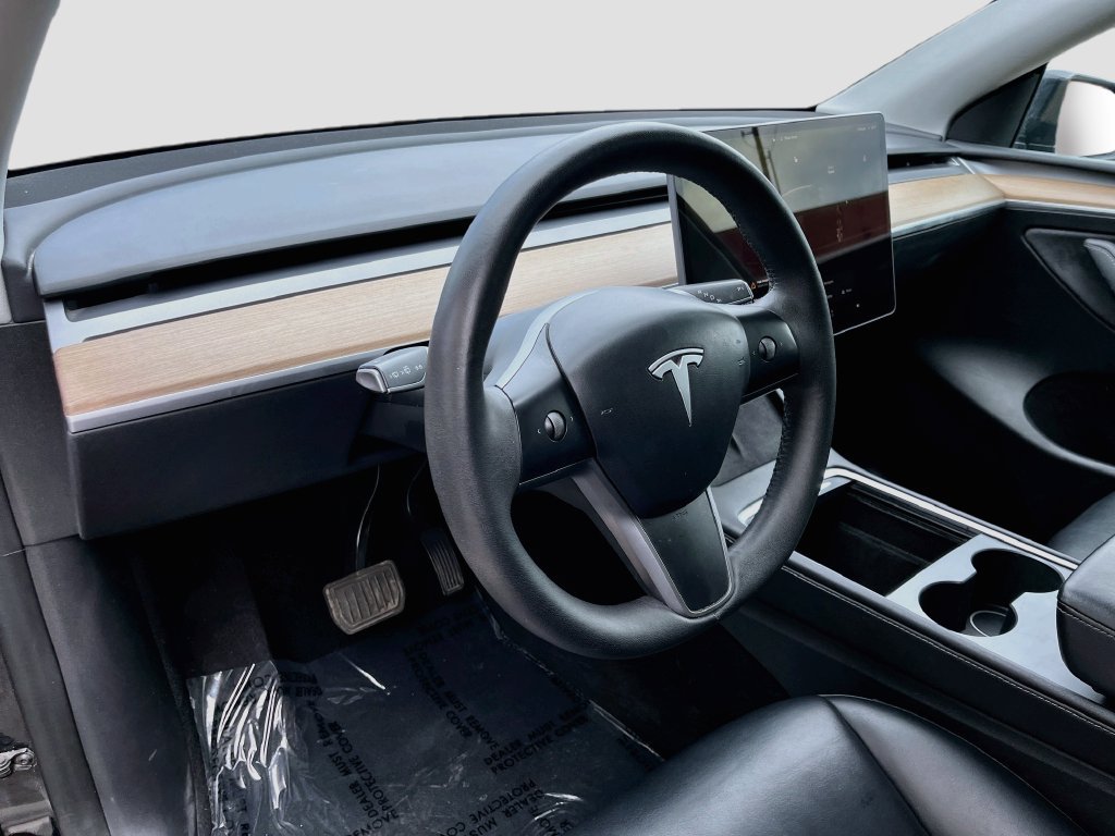 Used 2023 Tesla Model Y Long Range AWD/4WD image 9