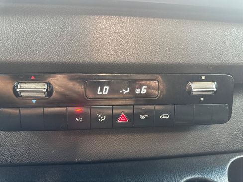 Used 2019 Mercedes-Benz Sprinter 144 image 13