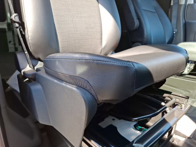 New 2027 Ford Transit 250 148 Medium Roof w/ Load Area Protection Package RWD image 34