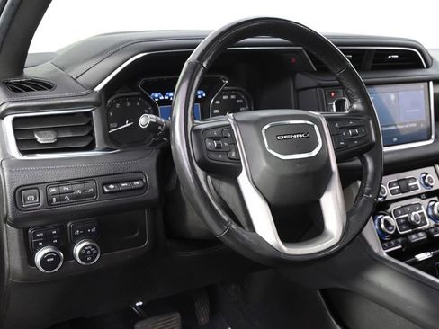 Used 2021 GMC Yukon Denali w/ Advanced Technology Package AWD/4WD image 11