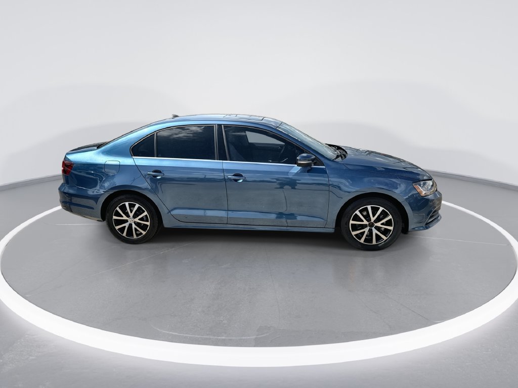 Used 2018 Volkswagen Jetta SE FWD image 9