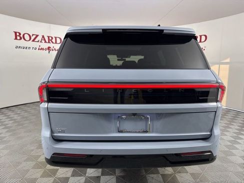 New 2025 Lincoln Navigator Reserve w/ Jet Appearance Package image 6