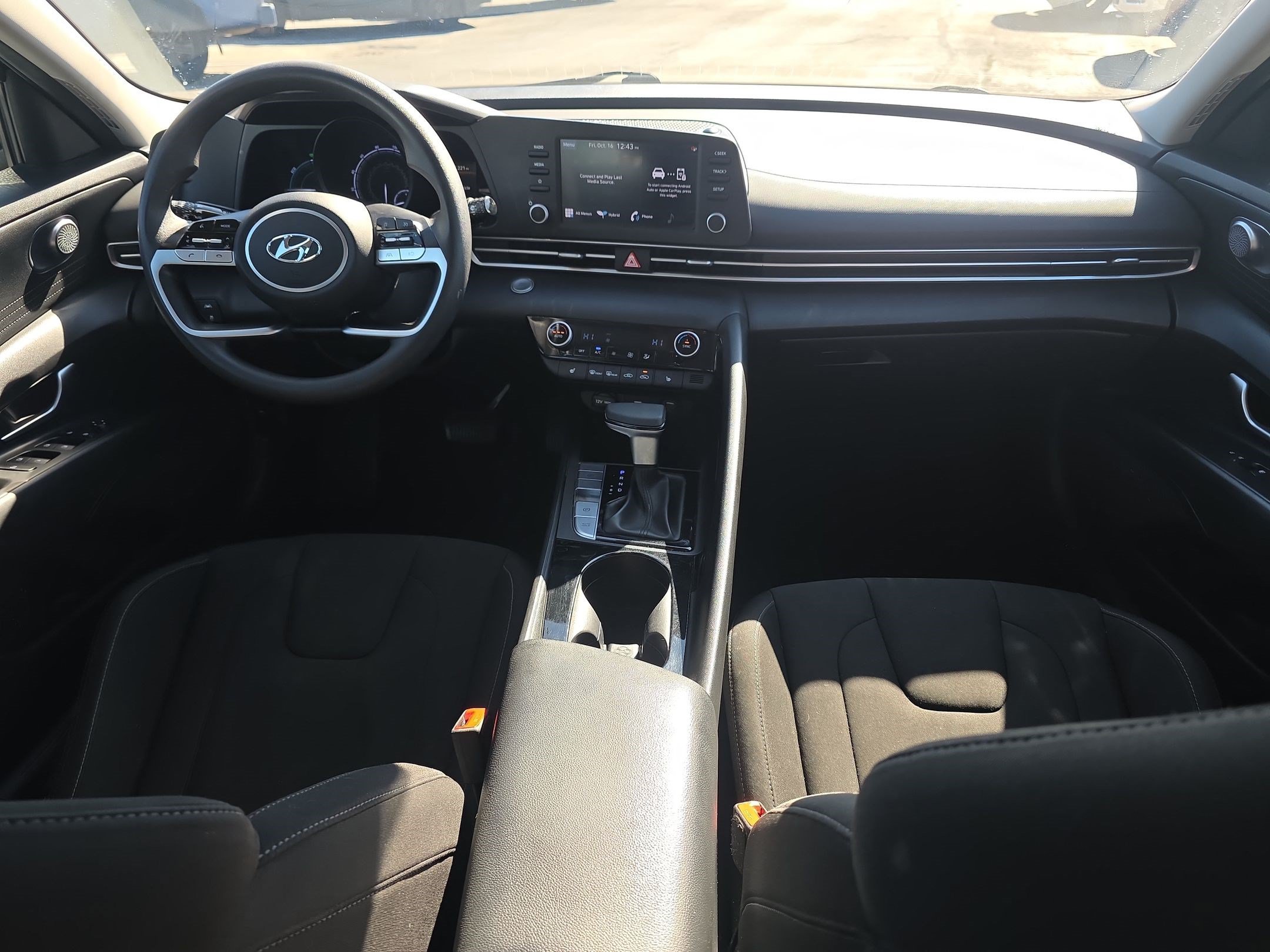 Used 2023 Hyundai Elantra Blue w/ Cargo Package FWD image 29