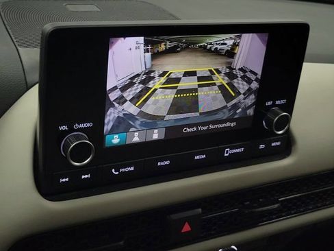 Certified 2025 Honda HR-V LX image 28