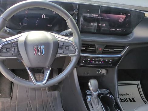 Used 2024 Buick Encore GX Avenir w/ Avenir Convenience Package FWD image 17