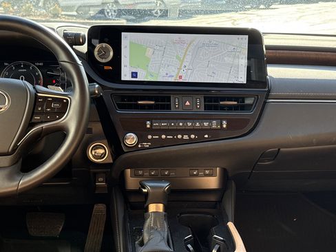 Certified 2025 Lexus ES 350 w/ Premium Package image 30