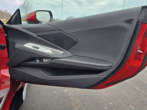 Used 2023 Chevrolet Corvette Z06 image 31