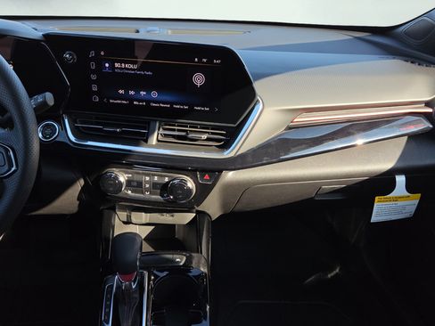 New 2026 Chevrolet Trax RS FWD image 22