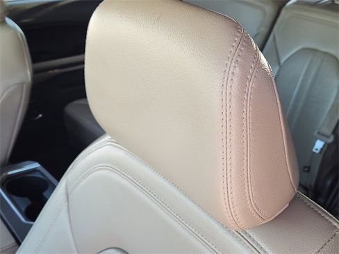 Used 2021 Ford Expedition Max Limited image 17