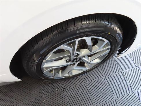 Used 2022 Hyundai Sonata SEL w/ Convenience Package FWD image 9