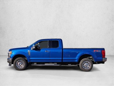 Used 2022 Ford F350 XLT w/ XLT Premium Package image 9