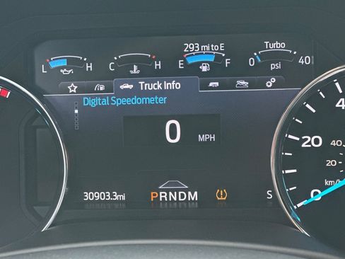 Used 2022 Ford F250 Lariat w/ Lariat Ultimate Package AWD/4WD image 24
