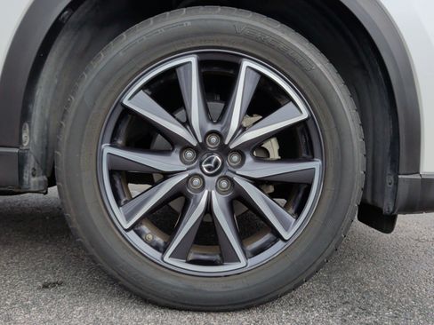 Used 2018 MAZDA CX-5 Touring w/ Preferred Equipment Package image 14