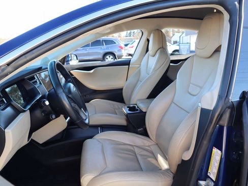 Used 2017 Tesla Model S 90D image 2