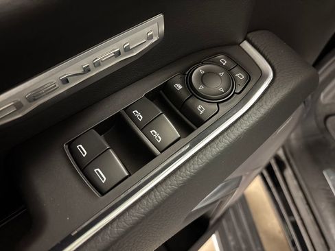 Used 2025 GMC Sierra 1500 Denali image 24