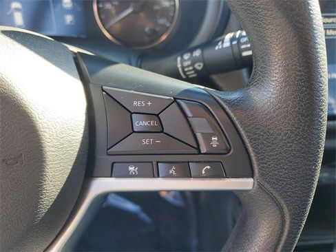 Used 2021 Nissan Kicks SV image 20