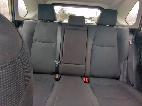 Used 2020 Toyota RAV4 LE image 21