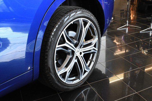 Used 2023 Maserati Levante GT AWD/4WD image 43