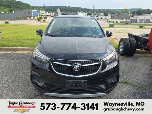 Used 2019 Buick Encore Preferred w/ Safety Package FWD image 2