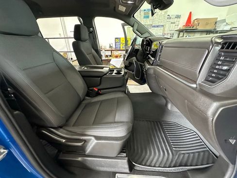 Used 2022 Chevrolet Silverado 1500 LT image 30