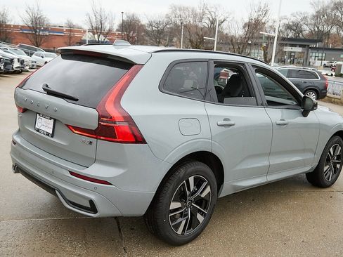 New 2026 Volvo XC60 B5 Core w/ Climate Package image 8
