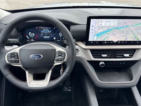New 2026 Ford Explorer Active w/ Active Comfort Package image 14